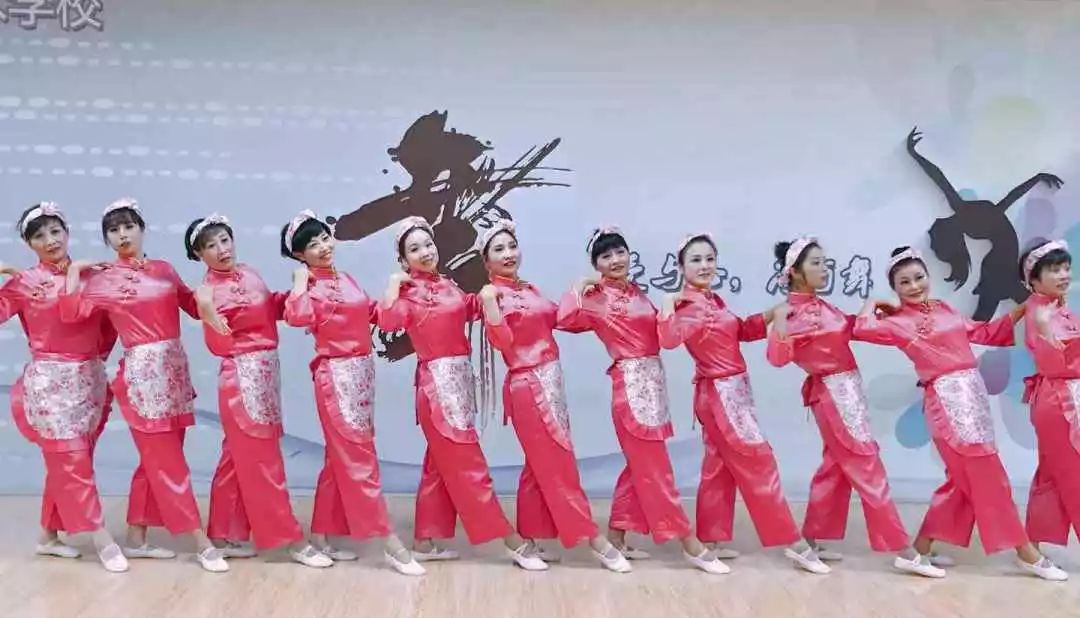 多特青训再出精品，十七岁小将首秀破门